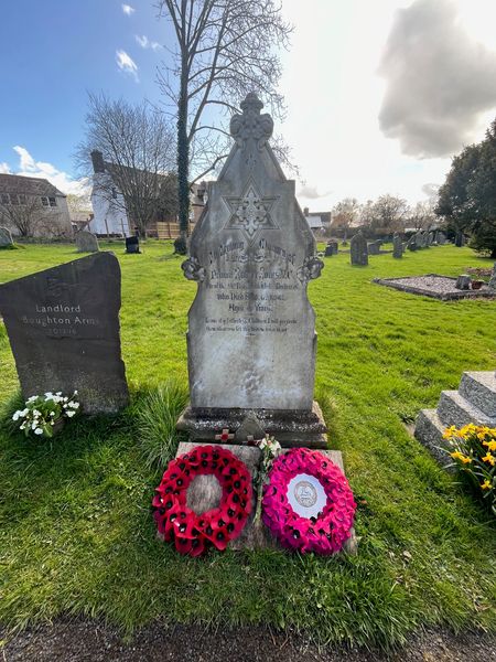 Robert Jones' grave at Peterchurch