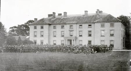 The Battalion taking a rest - can any one tell us where this house is?