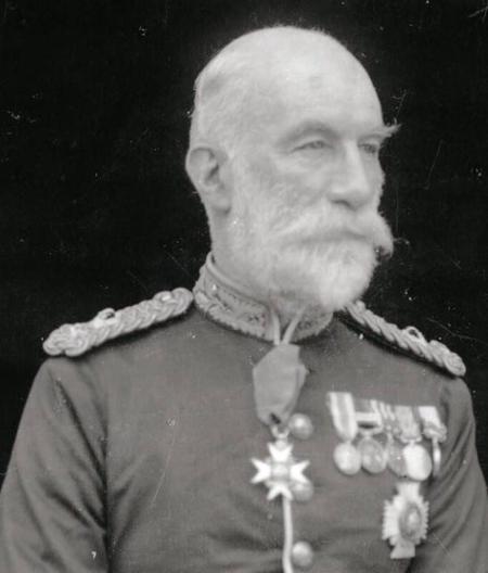 Lt Gen Hopton sometime between 1900 and 1912