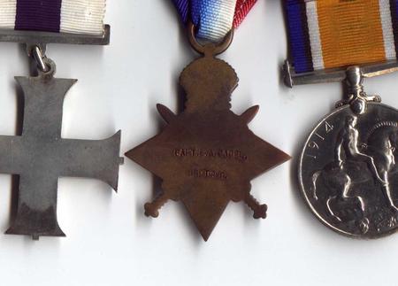 A picture showing the reverse of Capt. E. A. Capel's 1914/15 Star erroneously named to the Hertfordshire Regiment not the Herefordshire Regiment.